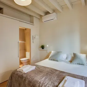 Flateli Ballesteries Apartament Girona