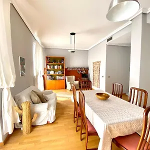 Serva La Bari Habitación en casa particular Sevilla